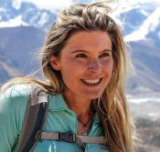 karina oliani - Expedition Doctor, mountaineer